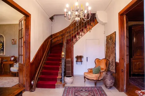 Entrée et escalier d'honneur