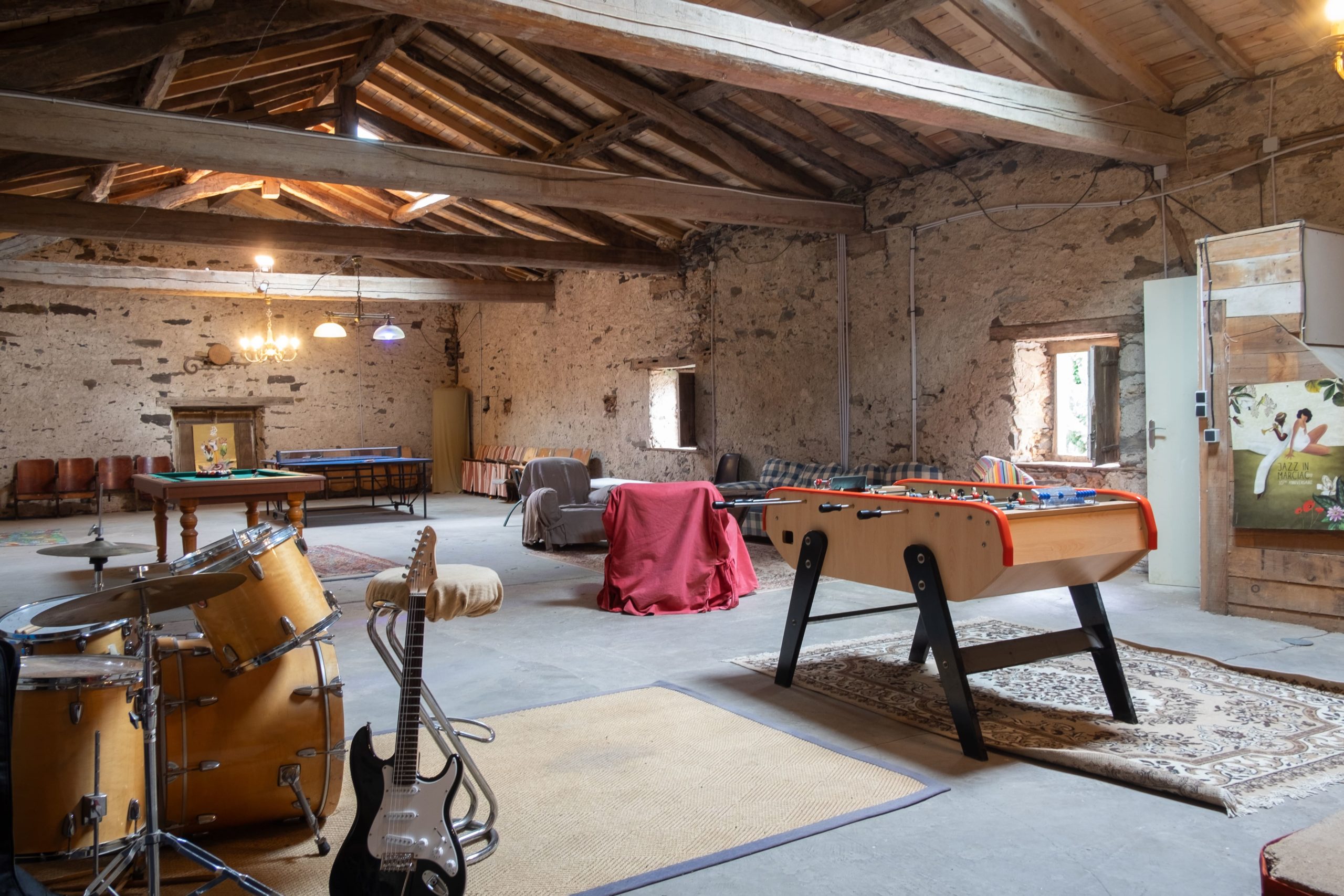 La Planésié - salle à manger du gîte de groupe