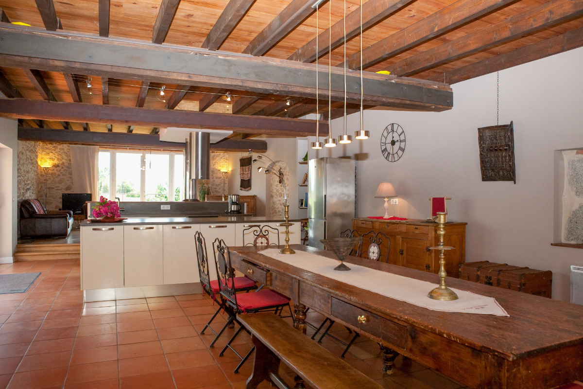 Le Verger - grande salle de vie du gîte de groupe
